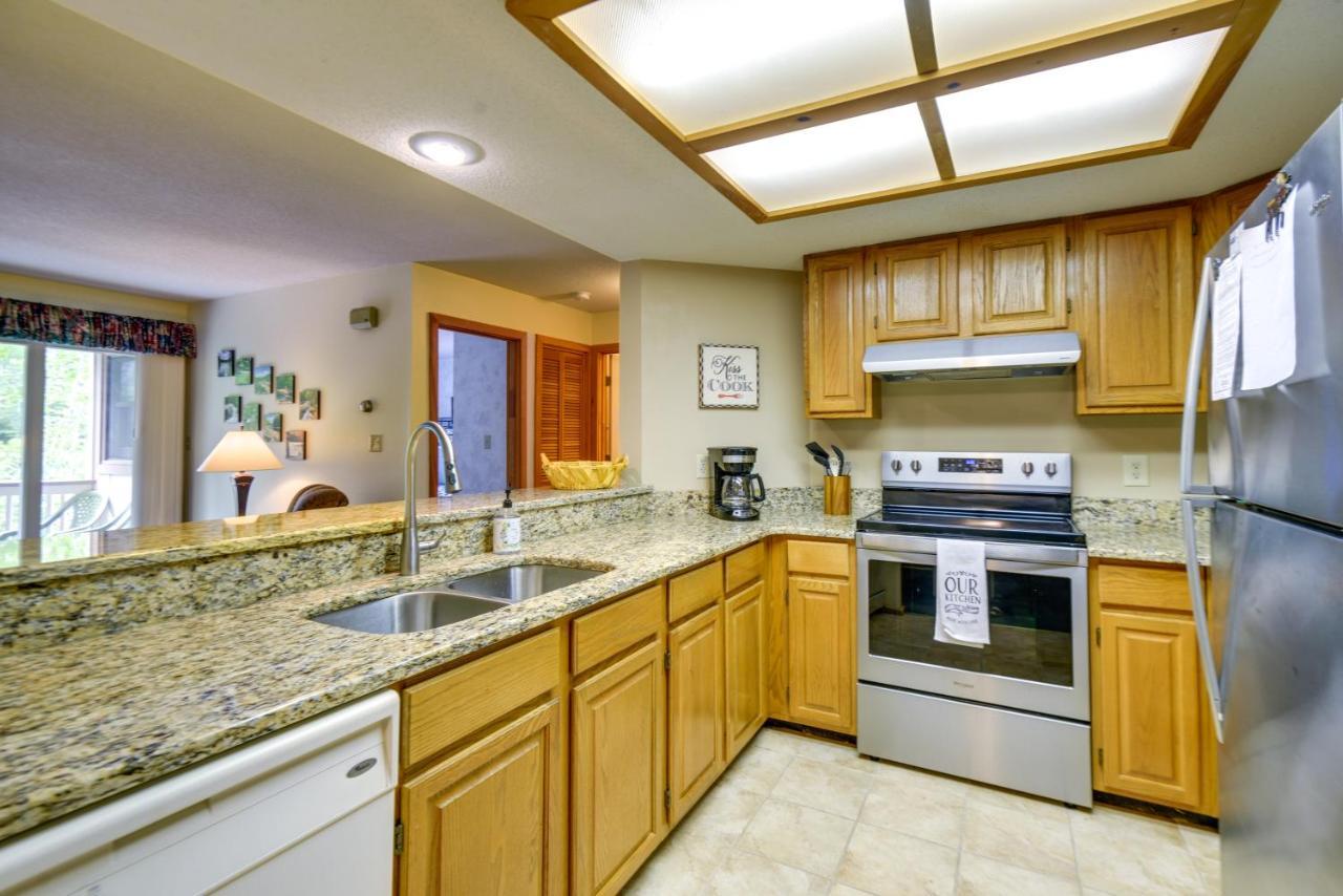 Well-Appointed Lincoln Abode Ski, Swim And Fish! Buitenkant foto
