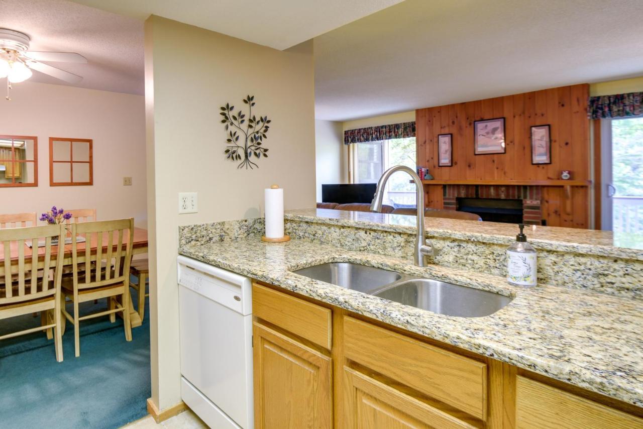 Well-Appointed Lincoln Abode Ski, Swim And Fish! Buitenkant foto