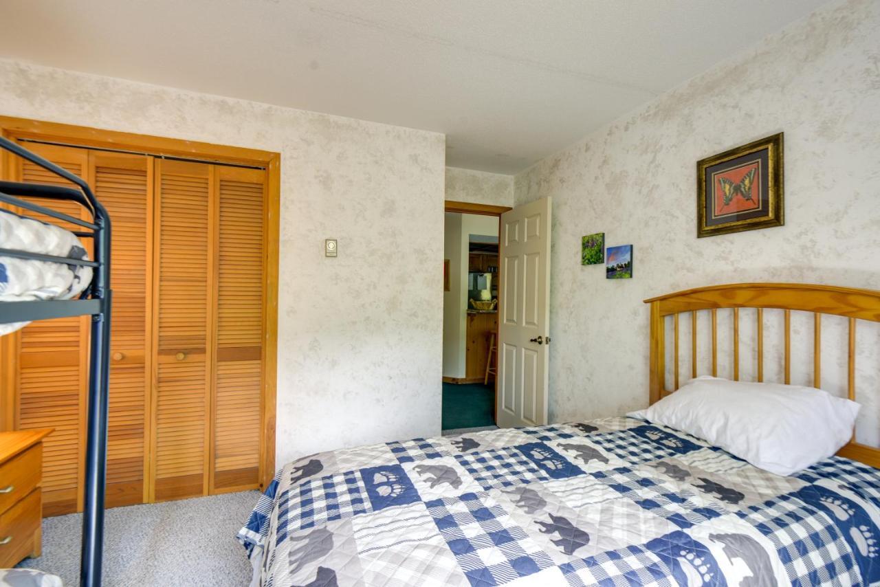 Well-Appointed Lincoln Abode Ski, Swim And Fish! Buitenkant foto