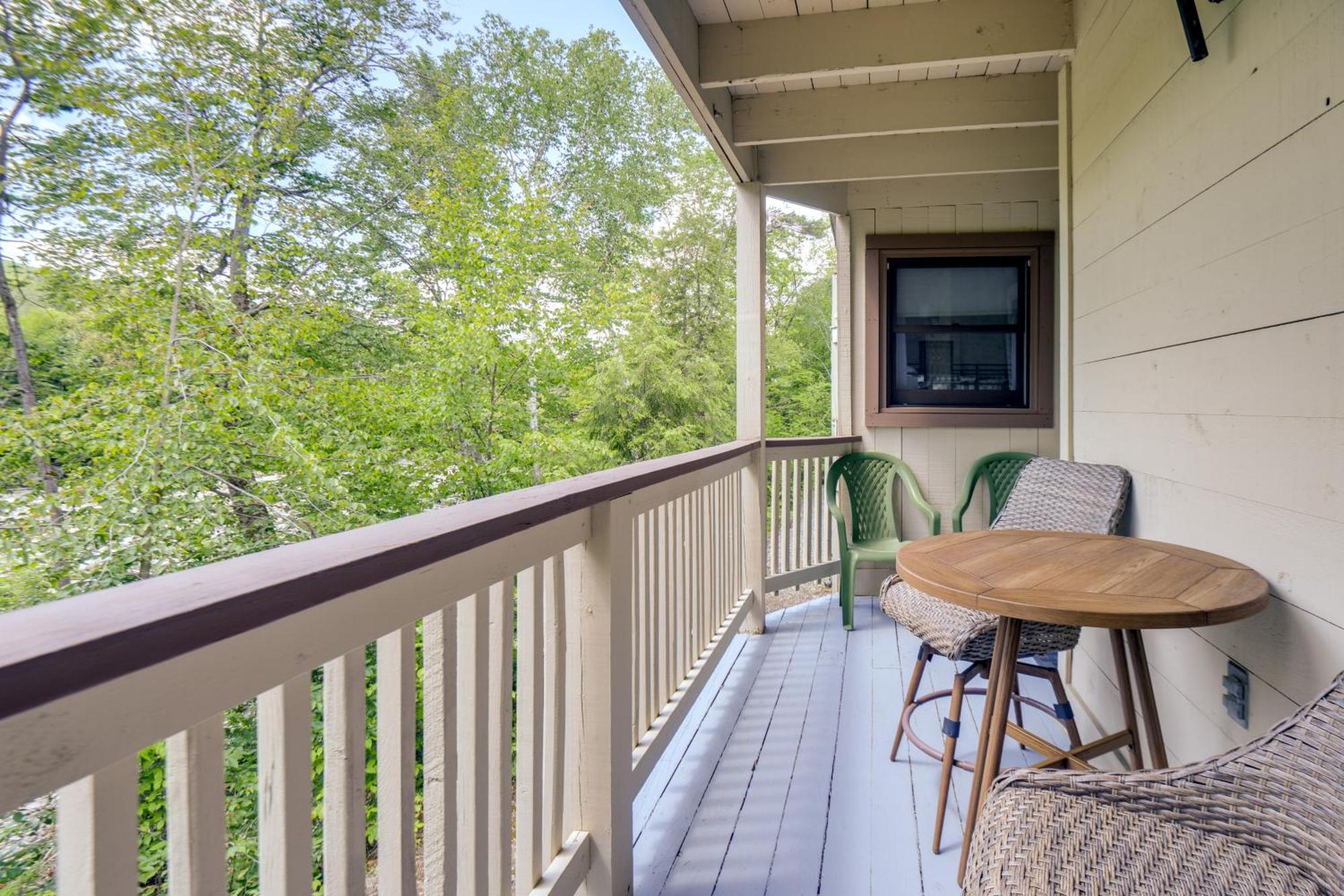 Well-Appointed Lincoln Abode Ski, Swim And Fish! Buitenkant foto
